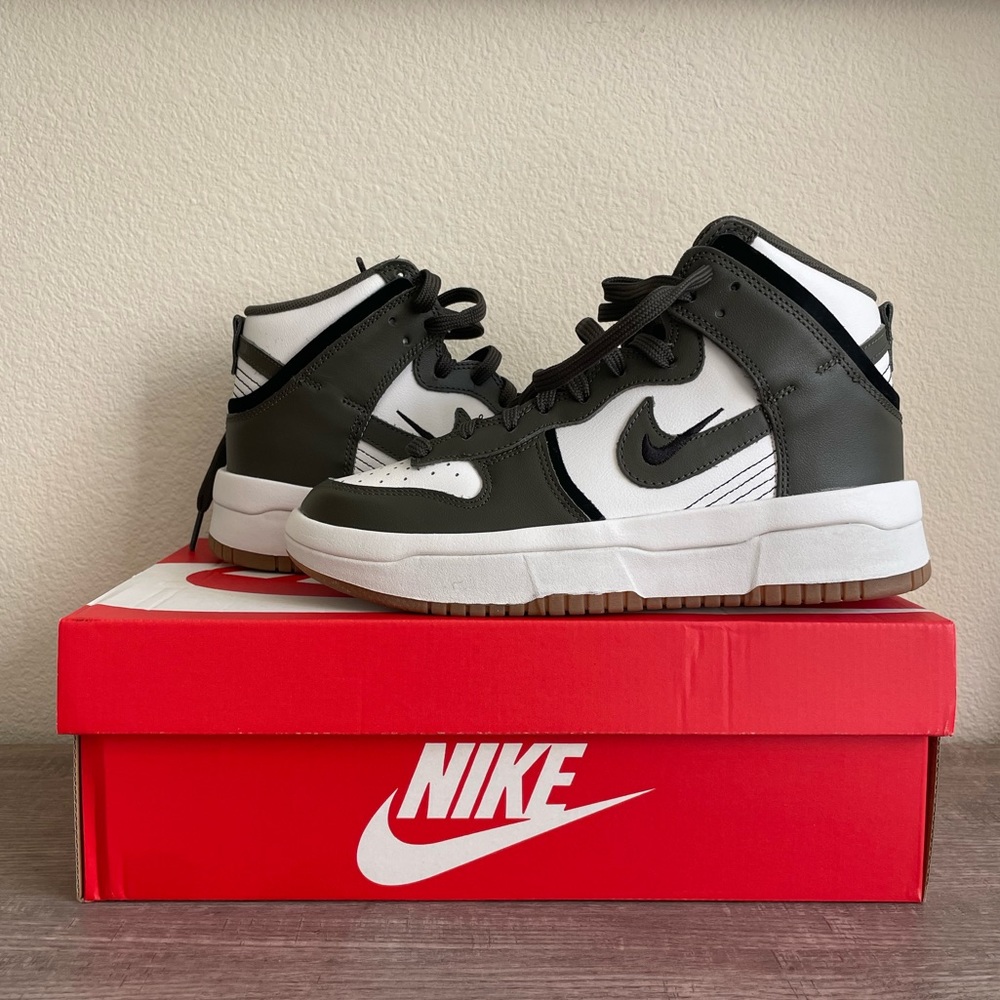 BRAND NEW Size 7 Women’s Nike Dunk High Ups in Summit White/Cargo Khaki-Black
